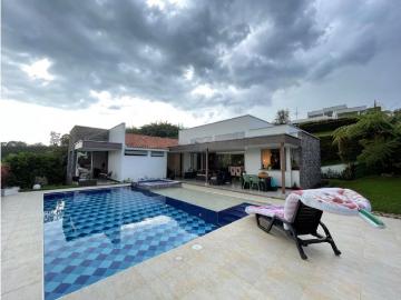 Casa de campo de alto standing de 3 dormitorios en venta Armenia, Colombia