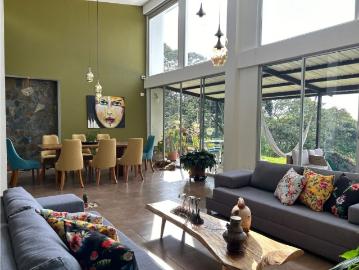 Casa de campo de alto standing de 3 dormitorios en venta Circasia, Colombia