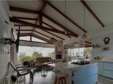 Casa de campo de alto standing de 3 dormitorios en venta Envigado, Colombia