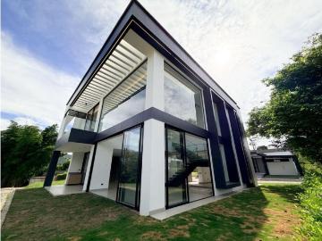 Casa de campo de alto standing de 3 dormitorios en venta Floridablanca, Departamento de Santander