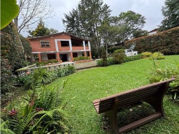 Casa de campo de alto standing de 3 dormitorios en venta Rionegro, Colombia
