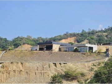 Casa de campo de alto standing de 3 dormitorios en venta Sopetrán, Colombia