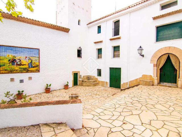 Casa de campo de alto standing de 1556 m2 en venta La Selva del Campo, España