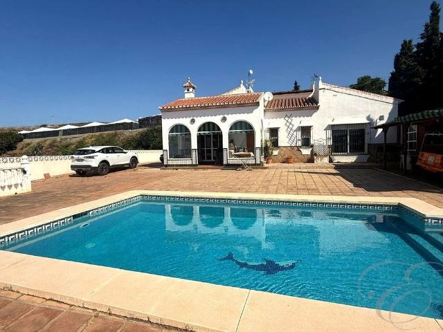 Casa de campo de alto standing de 272 m2 en venta Algarrobo, Andalucía