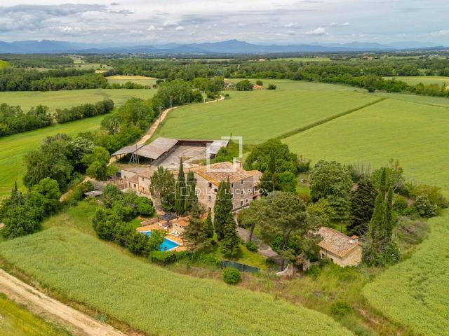 Casa de campo de alto standing de 3279 m2 en venta Llagostera, España