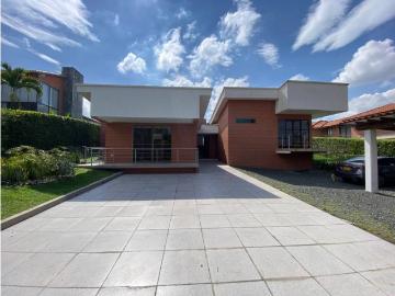 Casa de campo de alto standing de 7 dormitorios en venta Dos Quebradas, Departamento de Risaralda