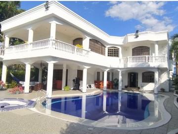 Casa de campo de alto standing de 7 dormitorios en venta Melgar, Colombia