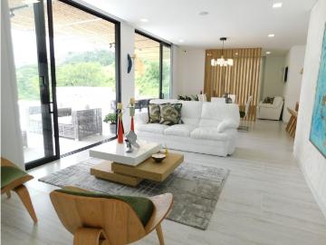 Casa de campo de alto standing de 4 dormitorios en venta Manizales, Departamento de Caldas