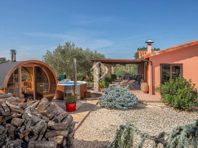 Casa de campo de alto standing de 320 m2 en venta Masarac, España