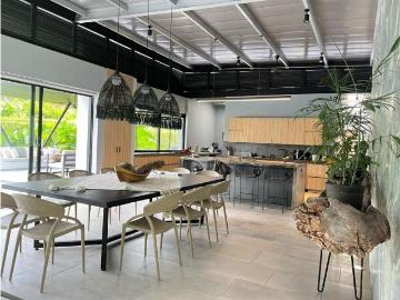 Casa de campo de alto standing de 4 dormitorios en venta Palestina, Colombia