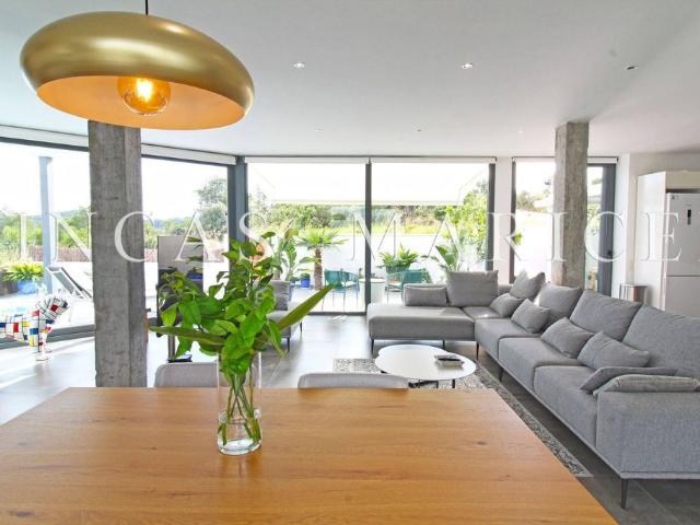 Casa de campo de alto standing de 4 dormitorios en venta San Pedro de Ribas, Cataluña