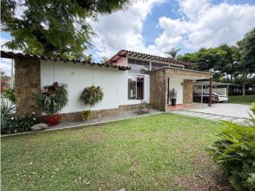 Casa de campo de alto standing de 4 dormitorios en alquiler Armenia, Quindío Department