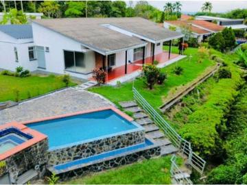 Casa de campo de alto standing de 4 dormitorios en alquiler Armenia, Quindío Department