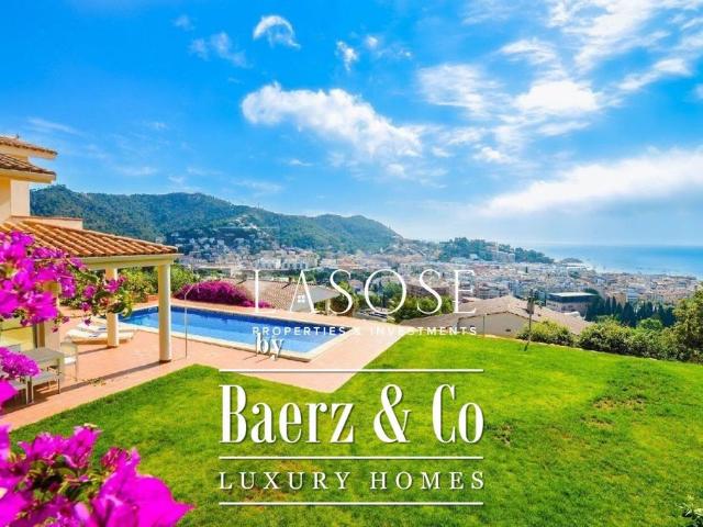 Casa de campo de alto standing de 5 dormitorios en venta Tossa de Mar, Cataluña