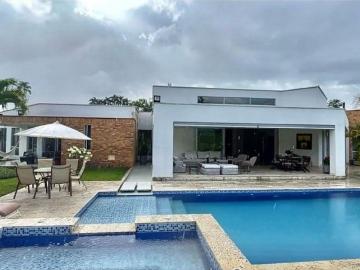 Casa de campo de alto standing de 5 dormitorios en venta Armenia, Colombia
