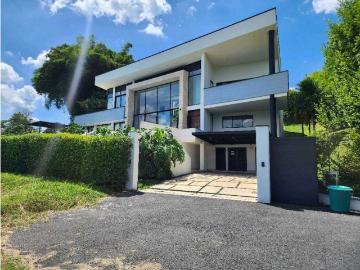 Casa de campo de alto standing de 5 dormitorios en venta Armenia, Colombia