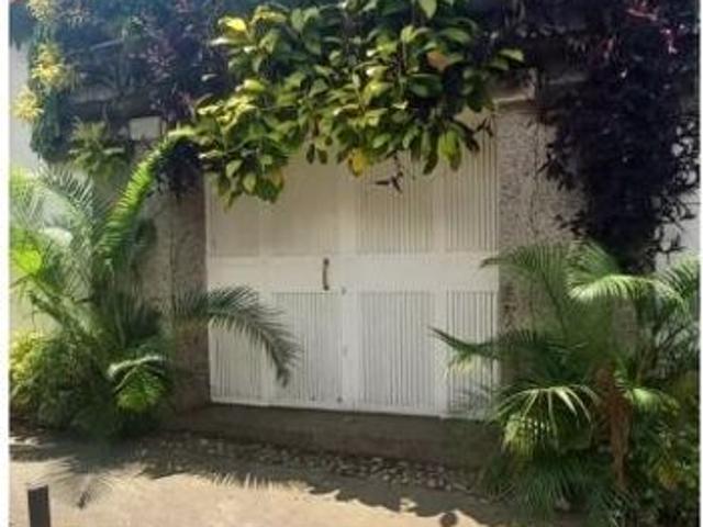 Casa de campo de alto standing de 5 dormitorios en venta Caracas, Distrito Capital