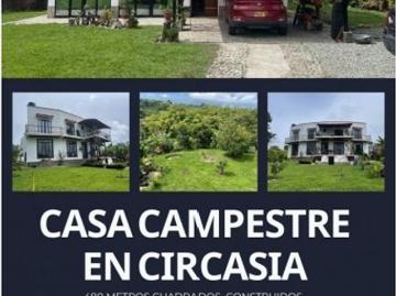 Casa de campo de alto standing de 5 dormitorios en venta Circasia, Colombia