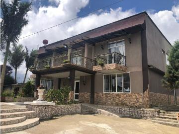 Casa de campo de alto standing de 5 dormitorios en venta Dos Quebradas, Departamento de Risaralda