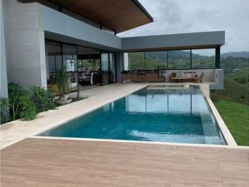 Casa de campo de alto standing de 5 dormitorios en venta Dos Quebradas, Departamento de Risaralda