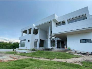 Casa de campo de alto standing de 5 dormitorios en venta Puerto Colombia, Atlántico