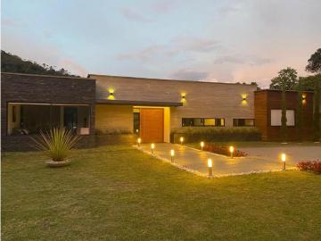 Casa de campo de alto standing de 5 dormitorios en venta Retiro, Colombia
