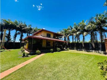 Casa de campo de alto standing de 5 dormitorios en venta Rionegro, Colombia