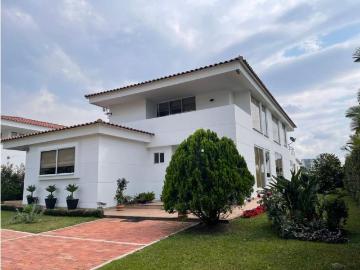 Casa de campo de alto standing de 6 dormitorios en venta Fusagasugá, Colombia