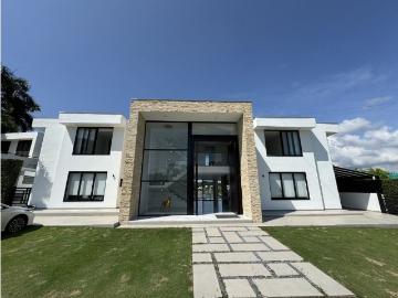 Casa de campo de alto standing de 6 dormitorios en venta Girardot City, Cundinamarca
