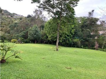 Casa de campo de alto standing de 6 dormitorios en venta Medellín, Colombia