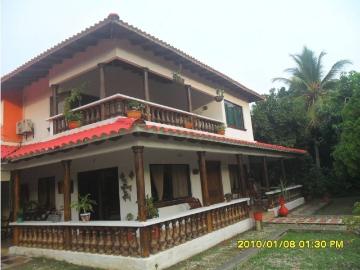 Casa de campo de alto standing de 6 dormitorios en venta Montería, Colombia