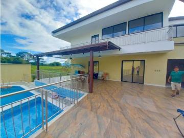 Casa de campo de alto standing de 6 dormitorios en venta Piedecuesta, Colombia