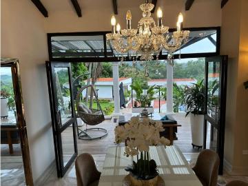 Casa de campo de alto standing de 8 dormitorios en venta Yumbo, Departamento del Valle del Cauca