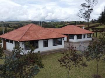 Casa de campo de alto standing de 8 dormitorios en venta Chocontá, Cundinamarca