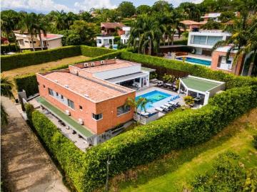 Casa de campo de alto standing de 8 dormitorios en venta San Jerónimo, Departamento de Antioquia