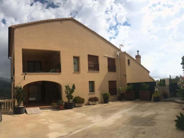 Casa de campo de alto standing de 9 dormitorios en venta Benissa, España