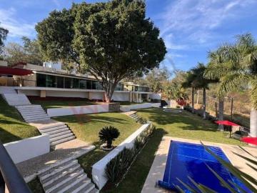 Casa de campo de lujo en Club Náutico | 2,500 m², alberca y totalmente equipada