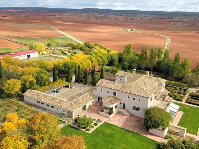Casa de campo en Campillo de Altobuey