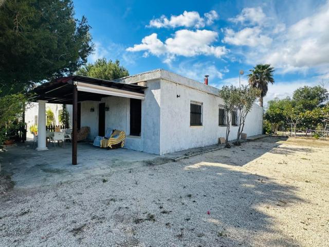 CASA DE CAMPO EN LA HOYA