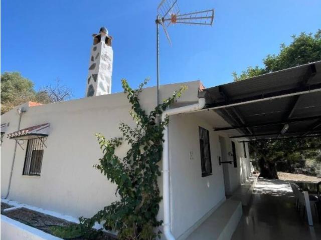 Casa de campo en venta Canillas de Aceituno con Terreno de 15.300 m2 y Casa de 160 m2