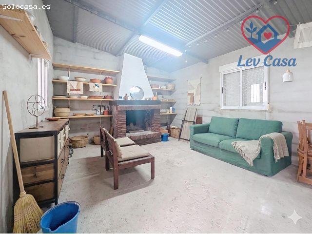 Casa de campo en venta en Atalaya, Mazarrón, con 18.000 m2 de parcela, olivos y total autonomía