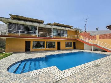 Casa de Campo en venta en Cieneguilla a $340,000