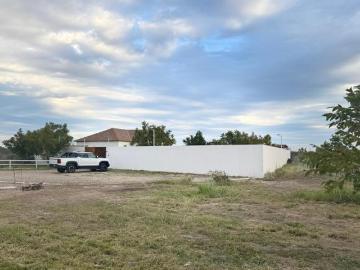 Casa de Campo en Venta En Ejido San Vicente/ la Muralla