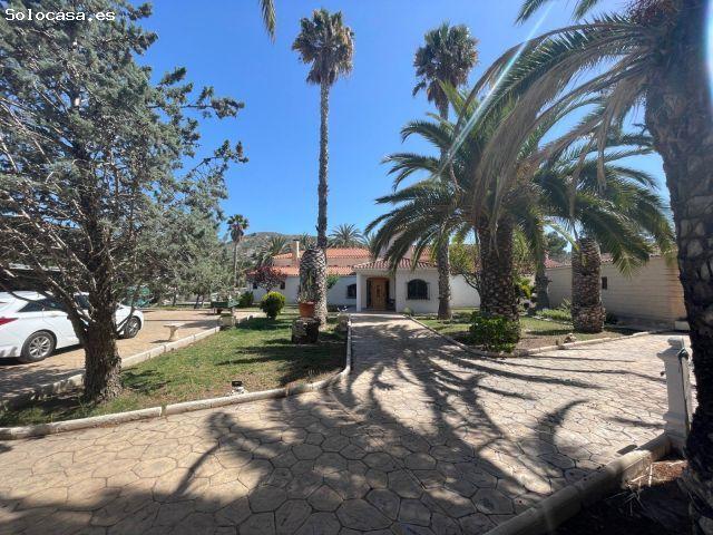 Casa de campo en Venta en Salinas de Añana, Alicante