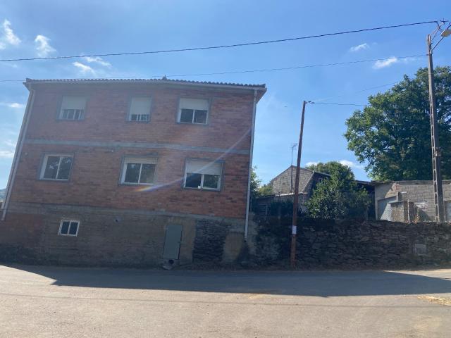 Casa de campo en venta. LALíN