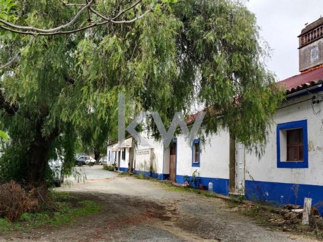 Casa de Campo junto ecopista do Montado Paio e Torre da Gadanha M