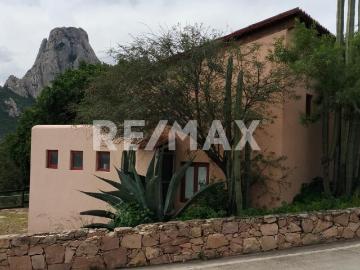 CASA DE CAMPO PEÑA DE BERNAL QUERETARO