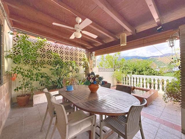 Casa de Campo soleada en El Zahonado, Torrecuevas Descubre e. 127m² Almuñecar