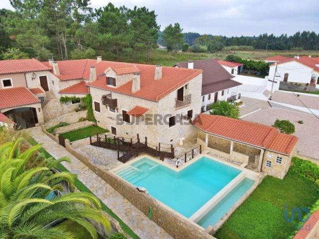 Casa de Campo T4 em Cadaval e Pêro Moniz de 381,00 m²