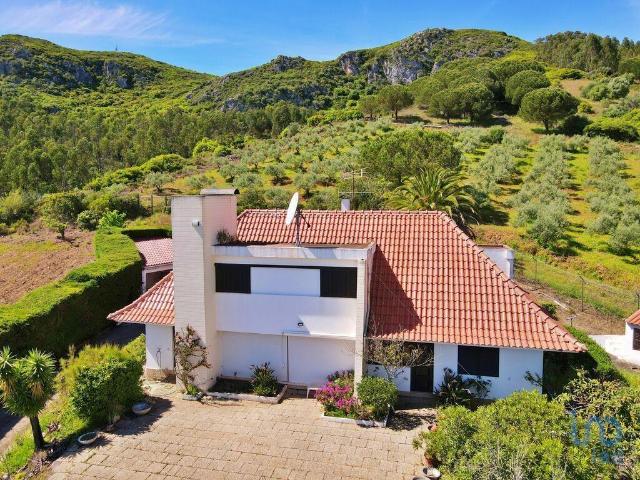 Casa de Campo T4 em Lamas e Cercal de 534,00 m² 534m² Lamas e cercal
